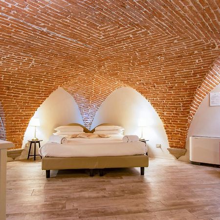 N4U Guest House Флоренция Экстерьер фото