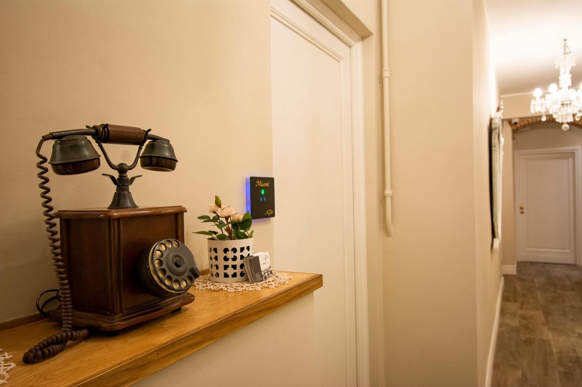 N4U Guest House Флоренция Экстерьер фото
