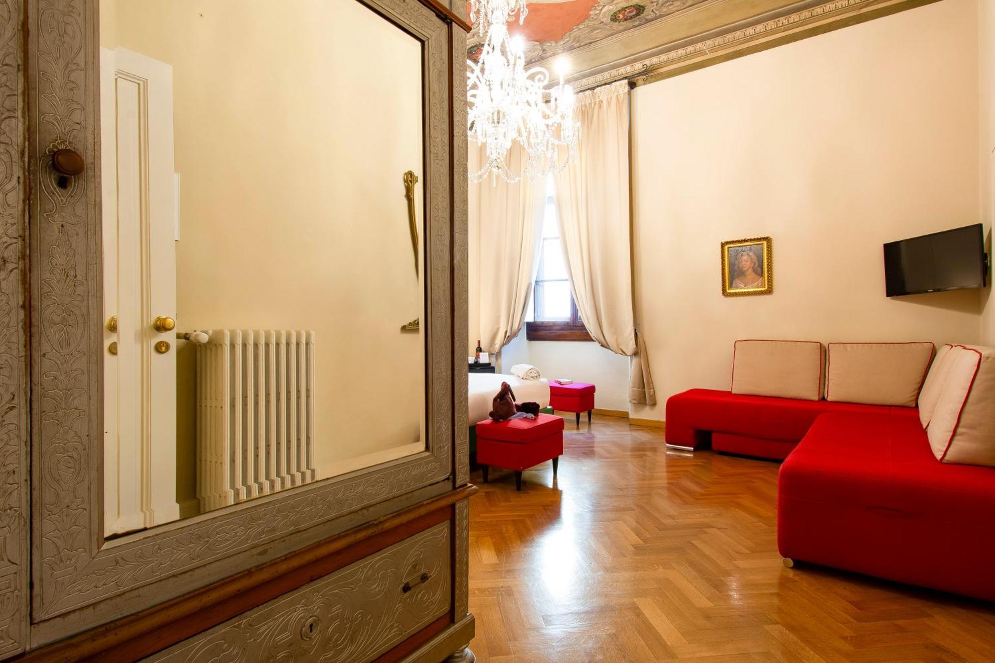 N4U Guest House Флоренция Экстерьер фото